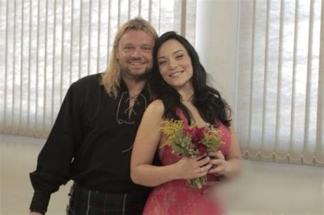 rhenata schmidt rasmussen idade|Separação de apresentador e assistente de palco do .